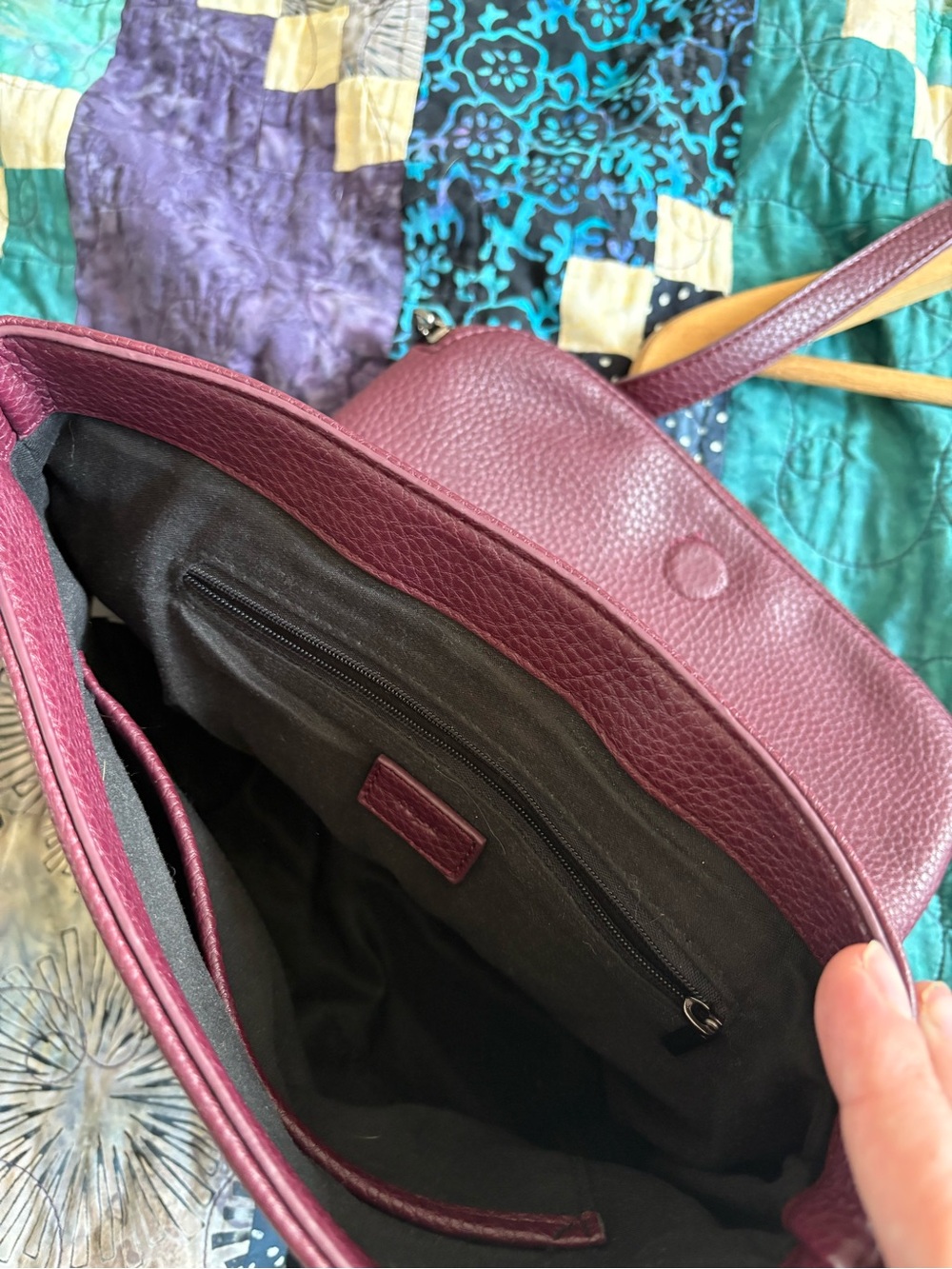 Raspberry Crossbody Bag - CoLab - Picture 3 of 4